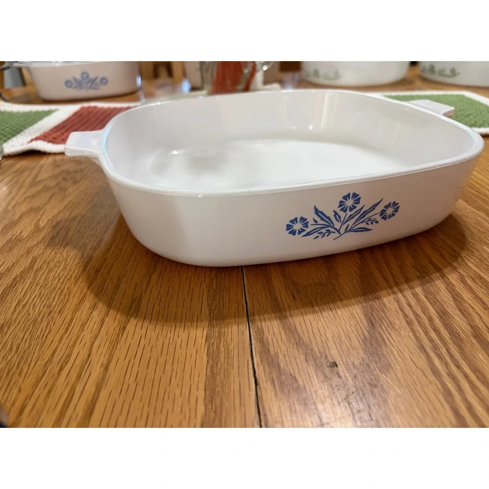 Vintage Corning Ware Blue Cornflower 11